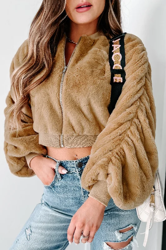 Perfectly Plush Faux Fur Crop Jacket (Beige)