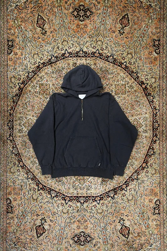 AGED HALF ZIP-UP HOODIE (AGED BLACK)